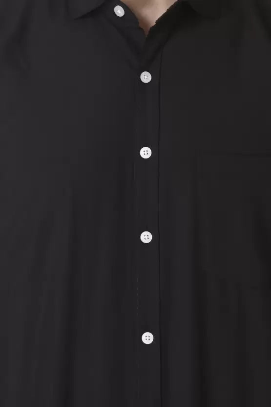 Men's Regular Fit Solid Spread Collar Casual Black Shirt
