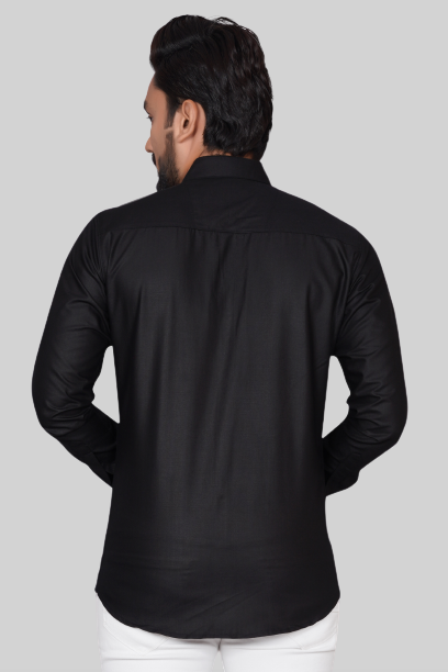 Men's Regular Fit Solid Spread Collar Casual Black Shirt