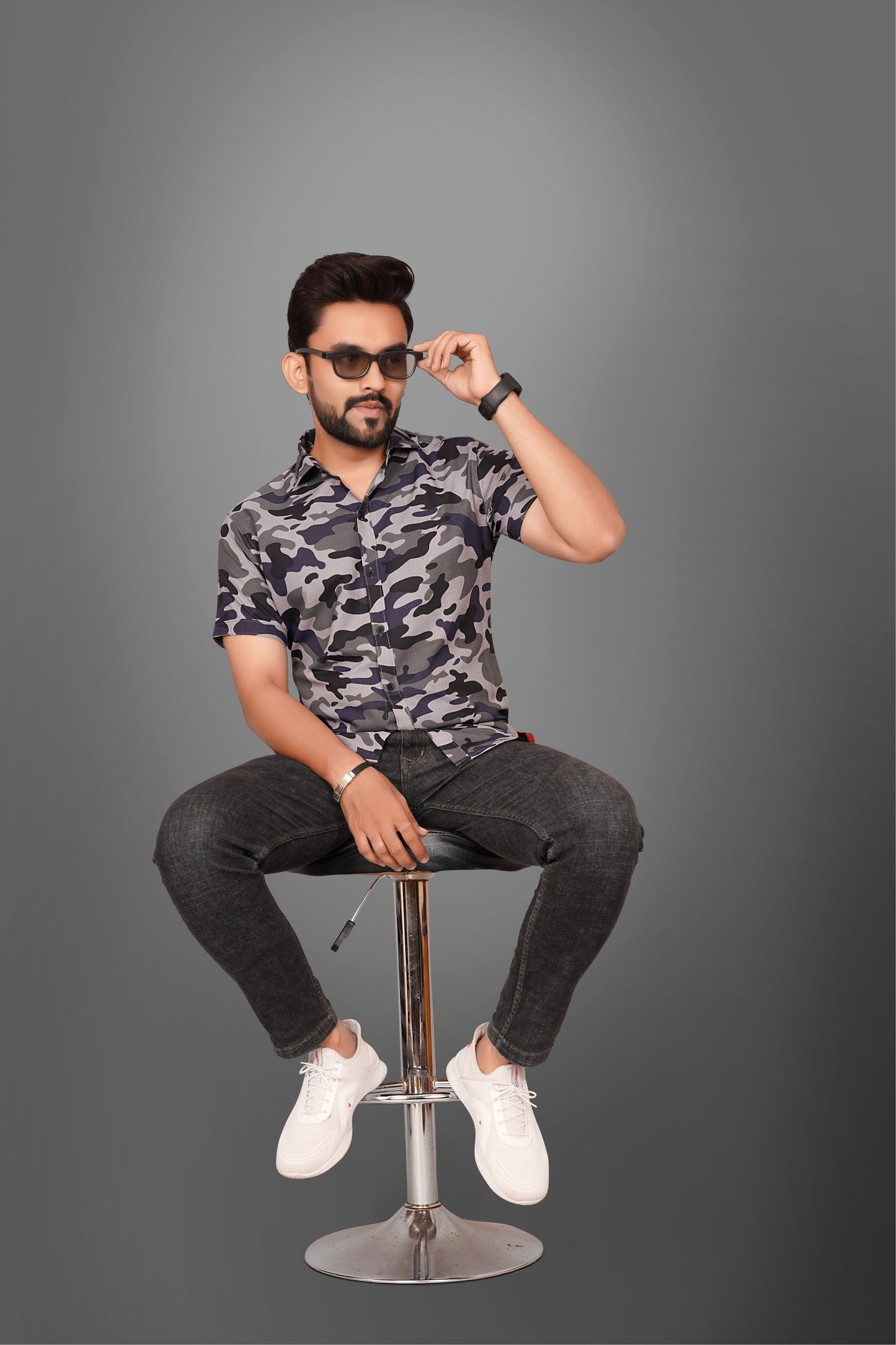 SUR-T Men's Regular Fit Army Design Spread Collar Casual Grey Shirt