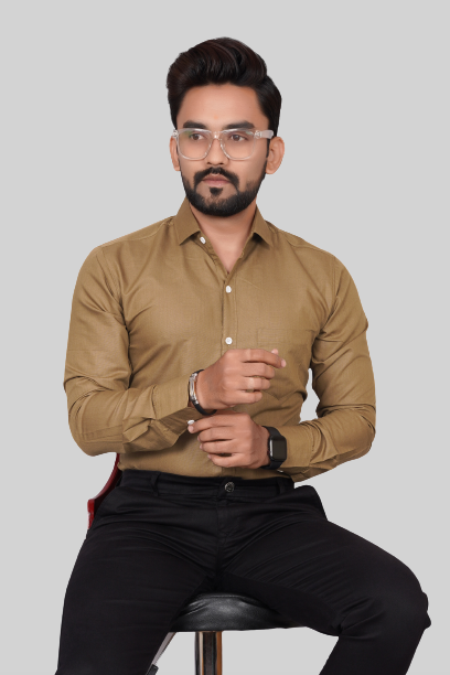 Men's Regular Fit Solid Spread Collar Casual Khaki Shirt