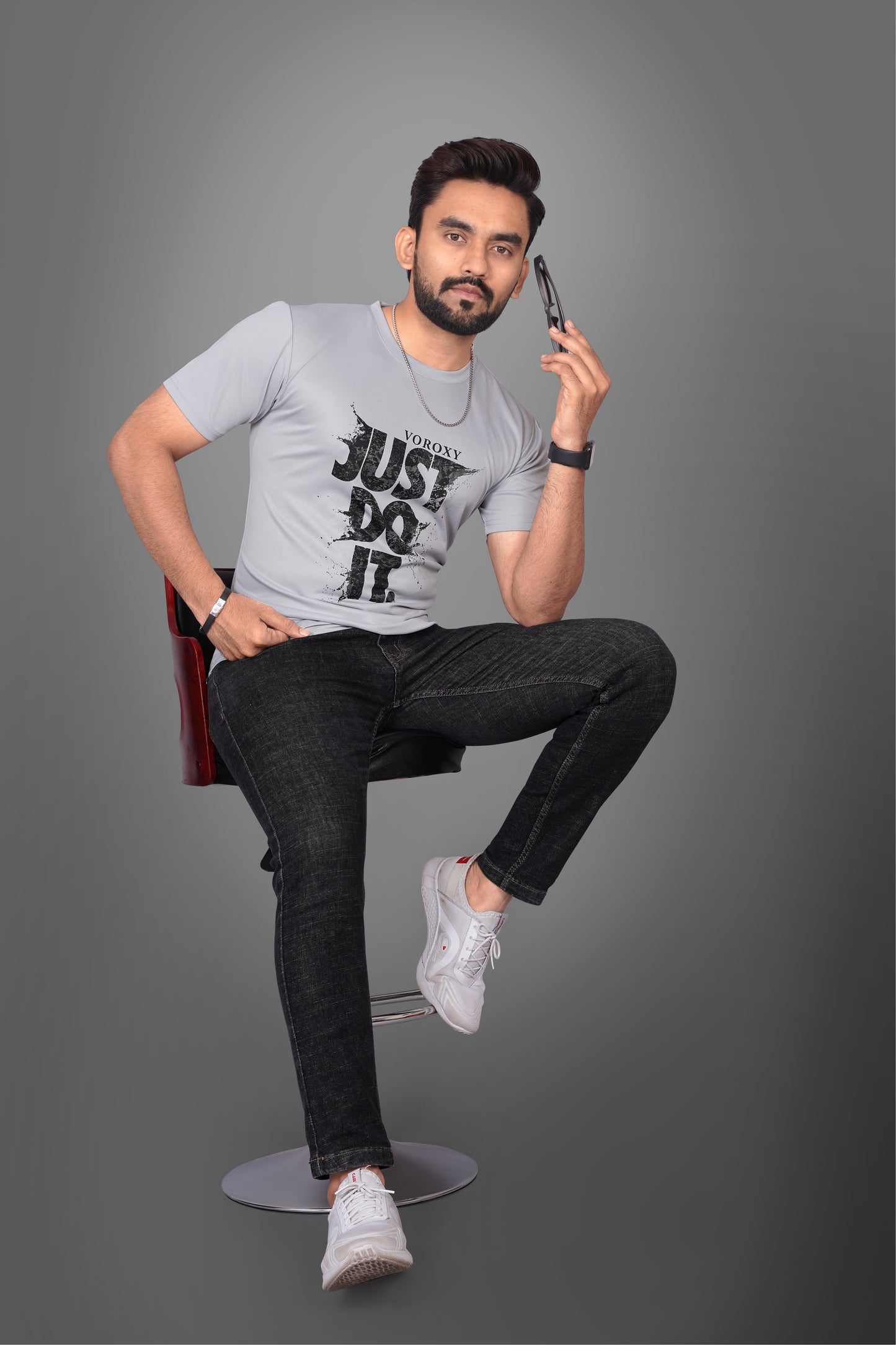 SUR-T Men Printed, Typography Round Neck Polyester Silver T-Shirt