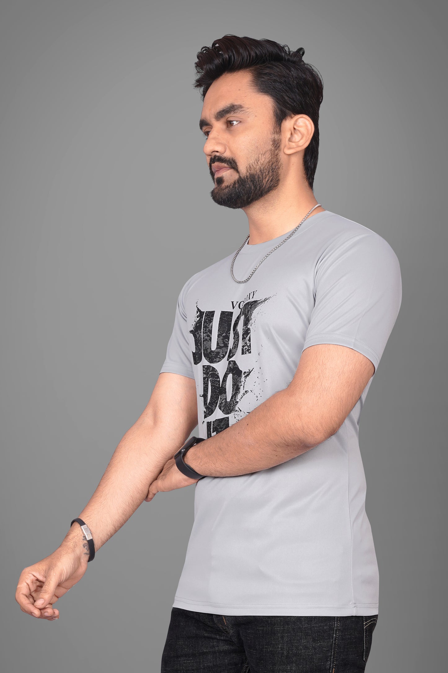 SUR-T Men Printed, Typography Round Neck Polyester Silver T-Shirt