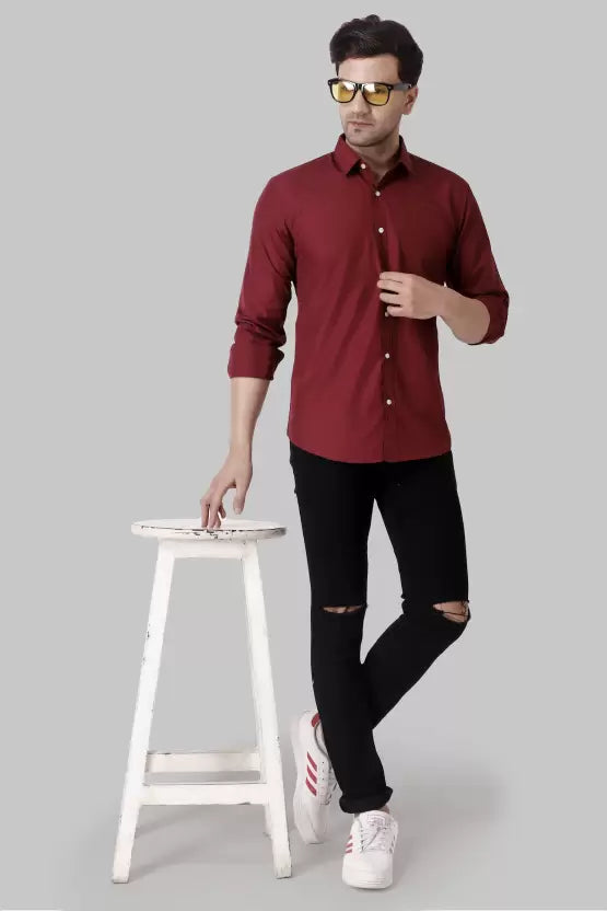 Men's Regular Fit Solid Spread Collar Casual Maroon Shirt