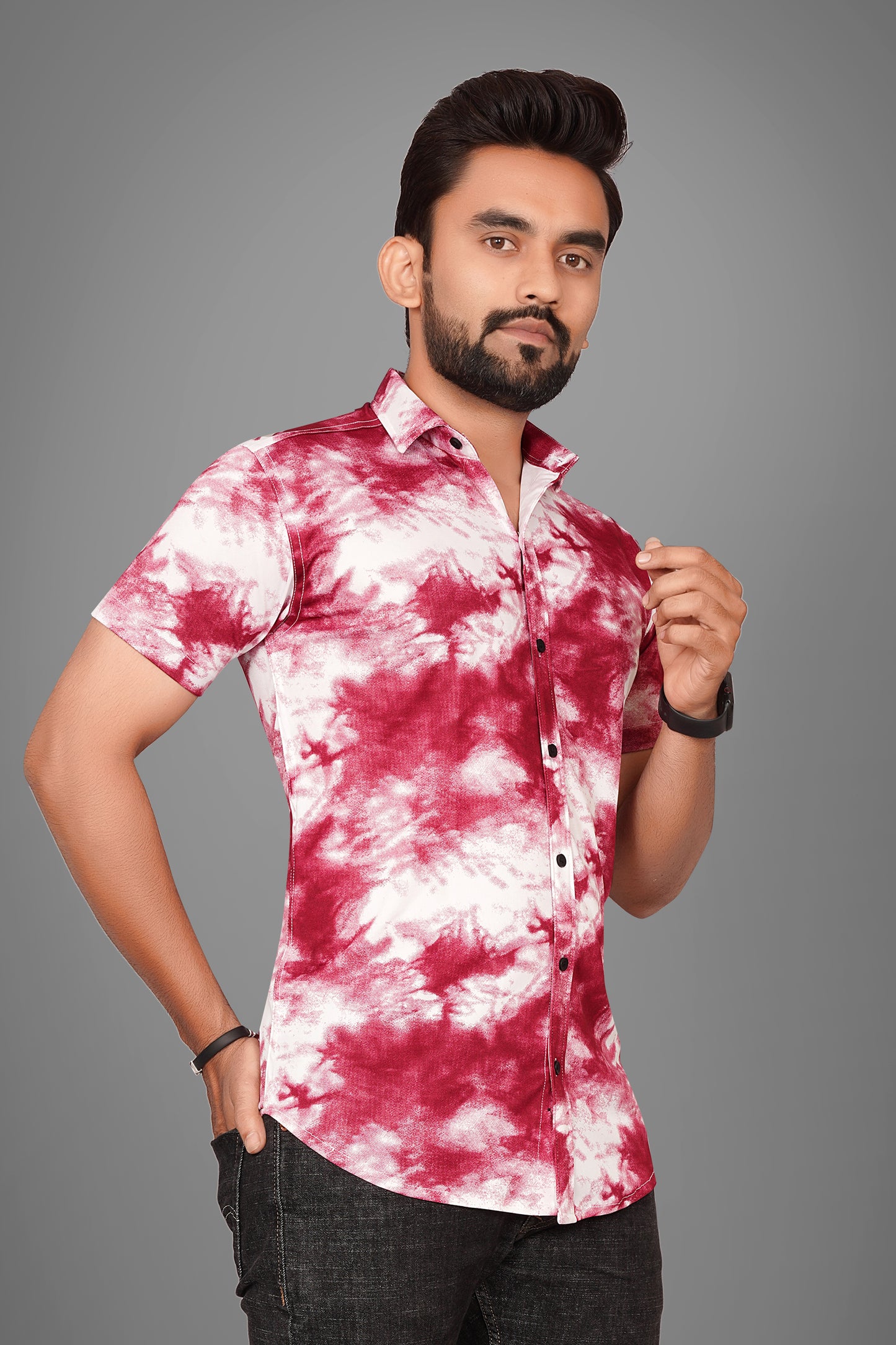 SUR-T Men Regular Fit Dyed/Ombre Spread Collar Casual Maroon Shirt