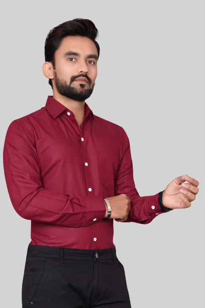 Men's Regular Fit Solid Spread Collar Casual Maroon Shirt