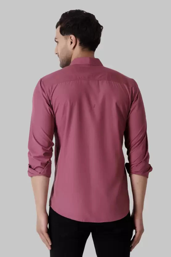 Men's Regular Fit Solid Spread Collar Casual Magenta Shirt