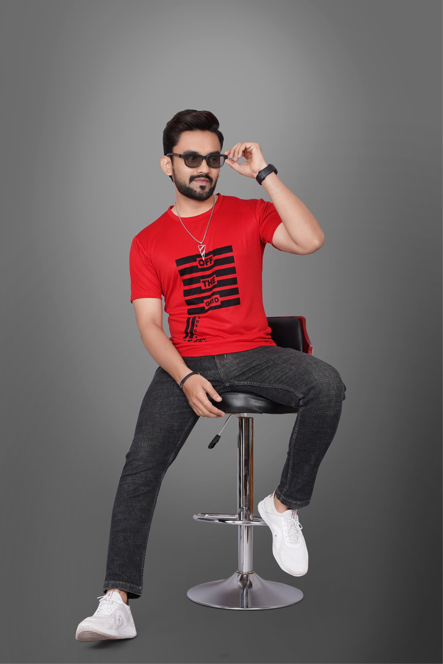 SUR-T Men Printed, Typography Round Neck Polyester Red T-Shirt