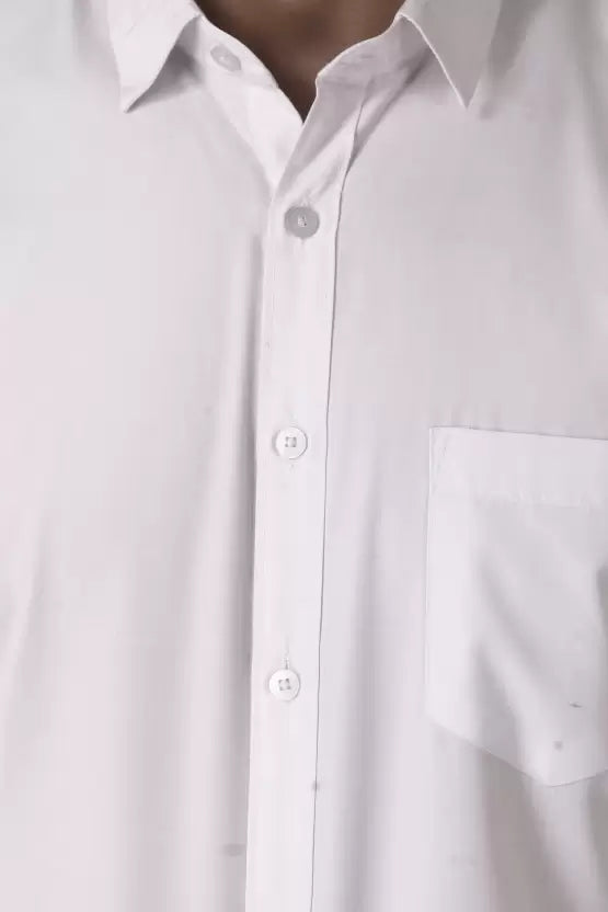 Men's Regular Fit Solid Spread Collar Casual White Shirt