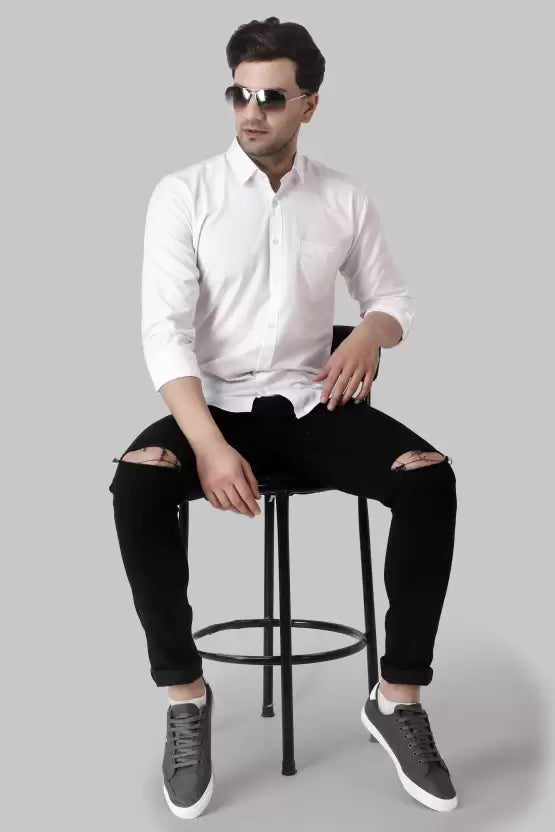Men's Regular Fit Solid Spread Collar Casual White Shirt