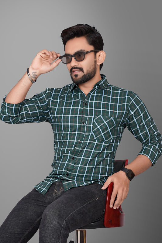 SUR-T Men Regular Fit Checkered Spread Collar Casual Bottle Green Shirt