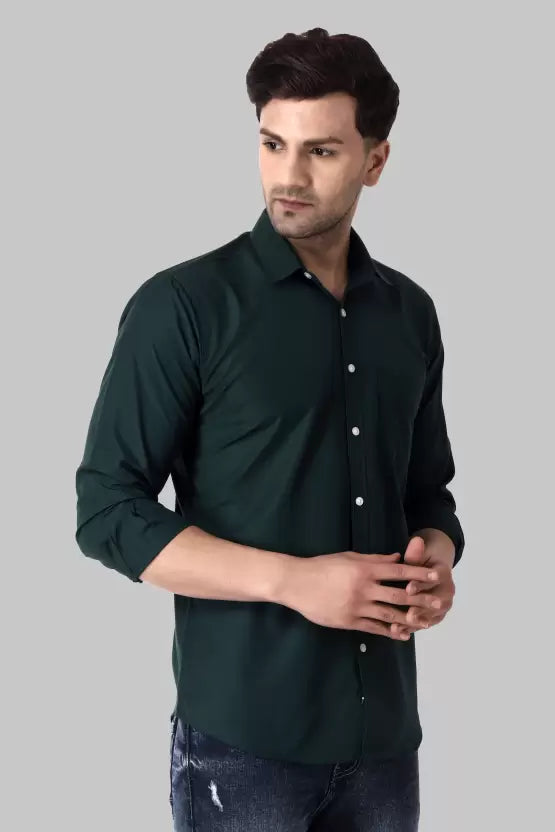 Men's Regular Fit Solid Spread Collar Casual Bottle Green Shirt